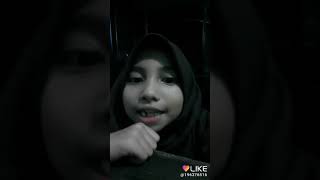 Download lagu Tiktok balasan oi adek berjilbab ungu mp3