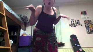 l'arbre est dans ses feuilles!