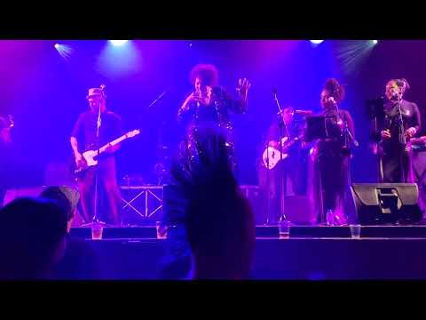 Susan Cadogan - Nice and Easy