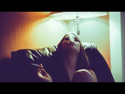 Saphir - Helena (Prod. Dead Robot)