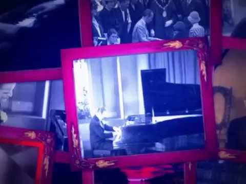 1943: Charlie Kunz Piano medley - "Silver Wings In The Moonlight" (Medley D67)