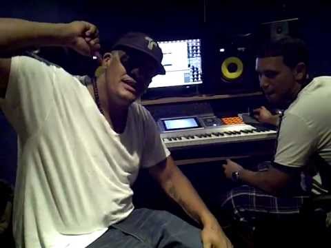 EN EL ESTUDIO ....Los Superiorex Y Elnecio Joeysmack