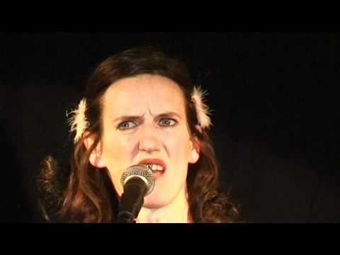 11 Ich wünsch mir zum Geburtstag einen Vorderzahn (Hugo Wiener) - Waldemars göttliche Frauen