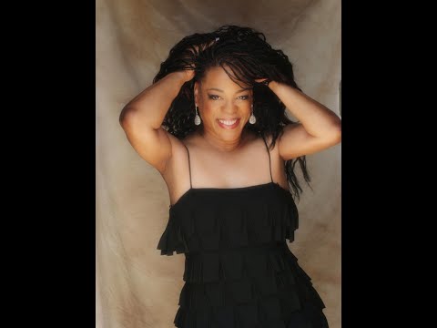 Evelyn Champagne King - Performs Live at Iplay America NJ
