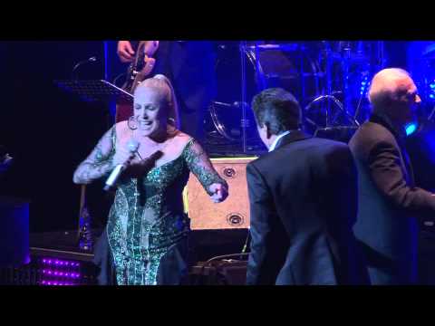 07 Papeles con Palito Ortega  - Valeria Lynch