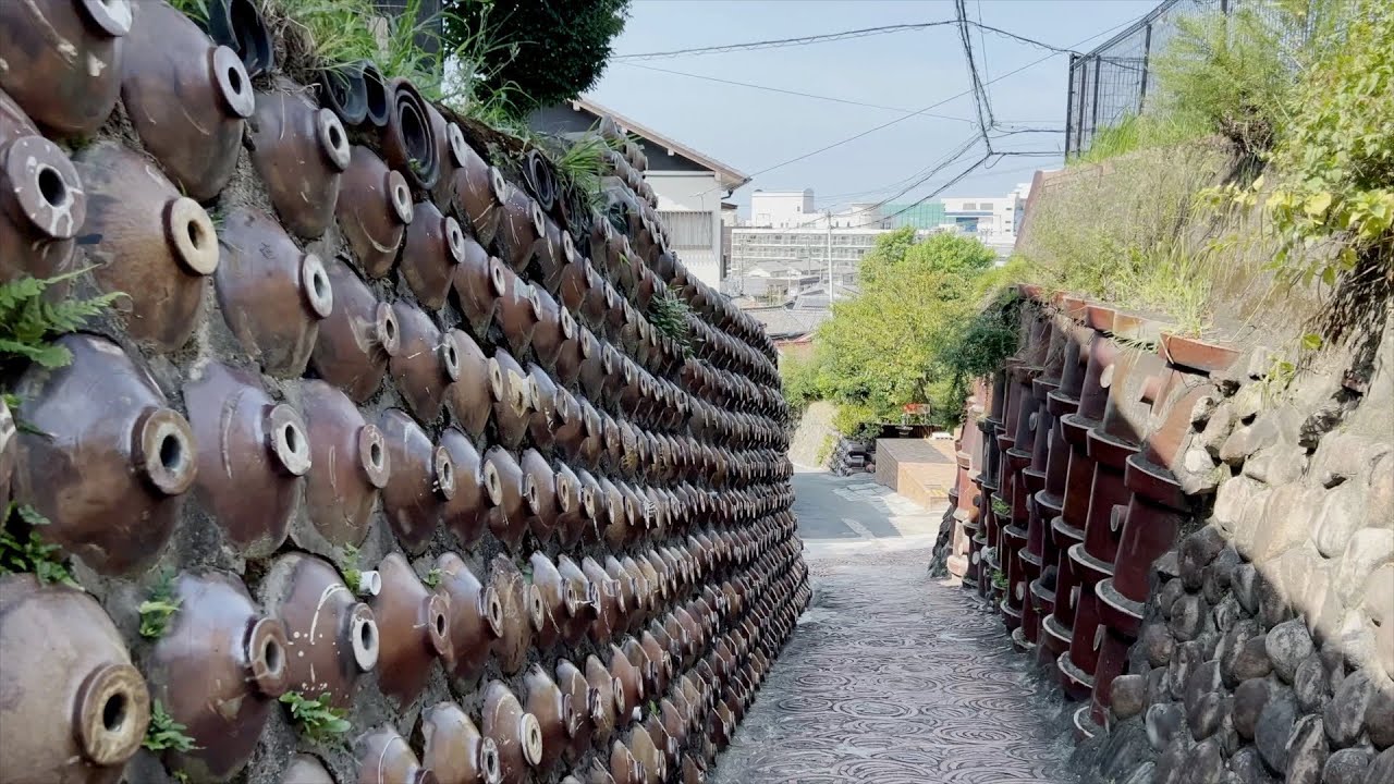 Immersive street-level walking tour through Tokoname Ceramics, Japan, showcasing authentic urban landscapes, local architecture, and the vibrant atmosphere of the city's neighborhoods
