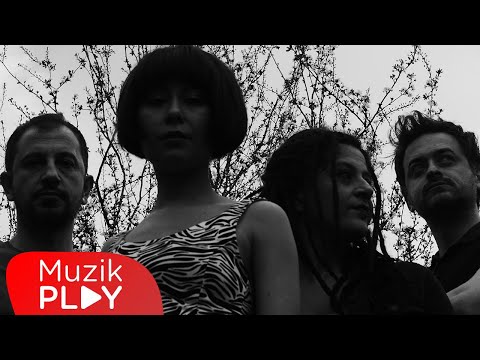 Cover Judul Musik Tidak Ditemukan
