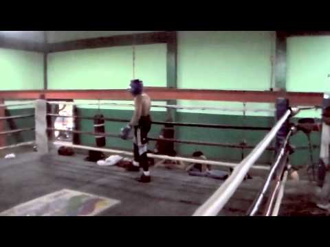 LIMBER RAMIREZ ENTRENANDO CON ROMAM EL  CHOCOLATITO GONZALEZ