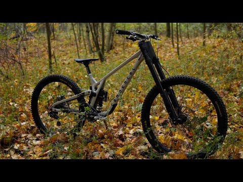 CUSTOM COMMENCAL SUPREME V5 - BIKE BUILD