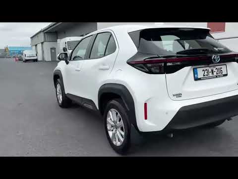 Toyota Yaris Cross 1.5 Hybrid CVT Luna - Image 2