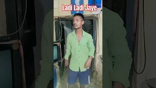 Download lagu #Video | #प्रमोद_प्रेमी_यादव | लड़ी लड़ी जाए | #Pramod Premi Yadav | Bhojpuri Hit Song 2024 mp3