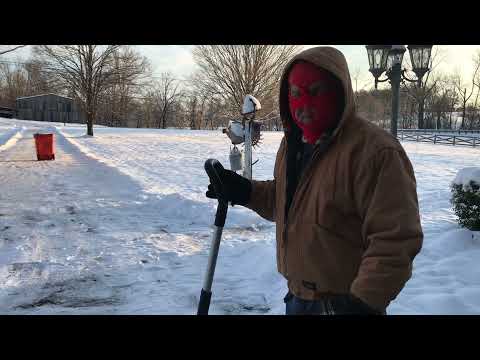 January 2022 Snow Storm brings out the heavy coat and the snow shovel 😀