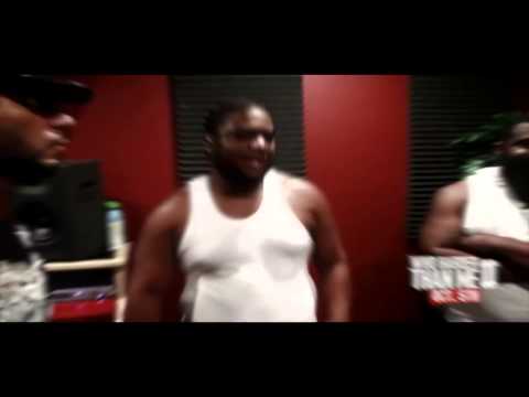 Lik Moss & Pretty Flock, Razor - Ar-Ab's Back (Official Music Video) Shot By @P_obh @ggridah18