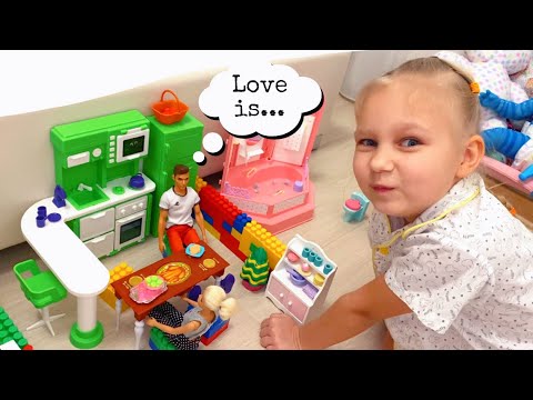 Алиса СТРОИТ ДОМИК для кукол ! Кукольный дом своими руками ! Build DOLLHOUSE for Barbie !