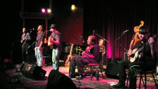 Kory Quinn & The Comrades - 