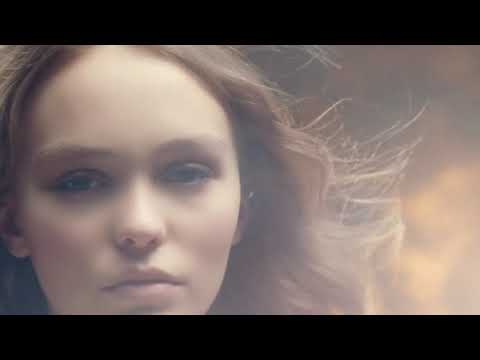 Chanel N°5 L'Eau starring Lily-Rose Depp (2016)