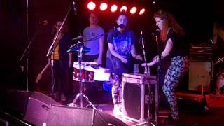 Lulu And The Lampshades - Cups - at New Slang