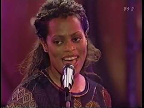 DES'REE : THE WORLD  MUSIC AWARDS IN MONACO 1999