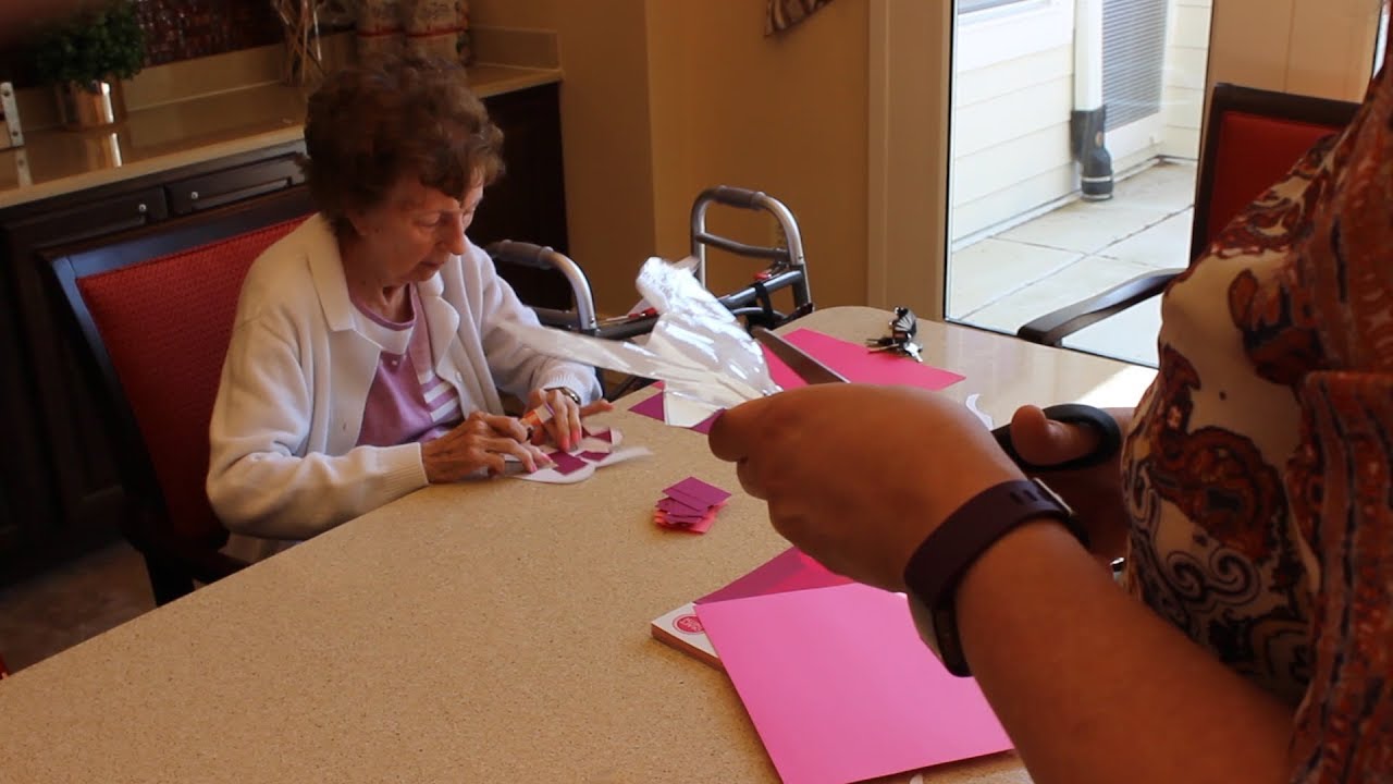 Art Therapy Benefits for Seniors | Spring Hills Senior Communities