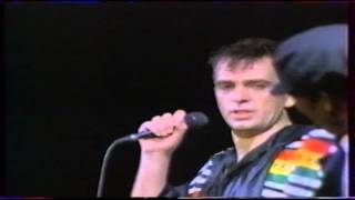 Peter Gabriel Youssou N&#39;Dour, in your eyes, lay your hand on me.live 1987 vost