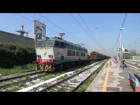 E655.523 sul MRS 55307 Bologna Interporto - Maddaloni Marcianise, in partenza da Pomezia