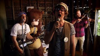 Latka - The Arrival (Official Music Video)