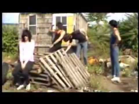 The KKK Took My Baby Away - The Ramones
