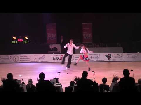 Filip KOČIŠ Andrea HRUŠKOVÁ, kat. A, finále krokovka