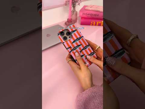 Summer in every case 🌺 #burga #phonecase #iphonecase #cutephonecase #airpodcase #airpodcasecover