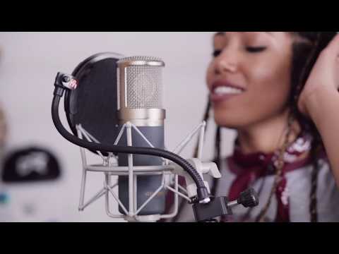 CrossBreed & Jade Sea Blue - Lost (LIVE)