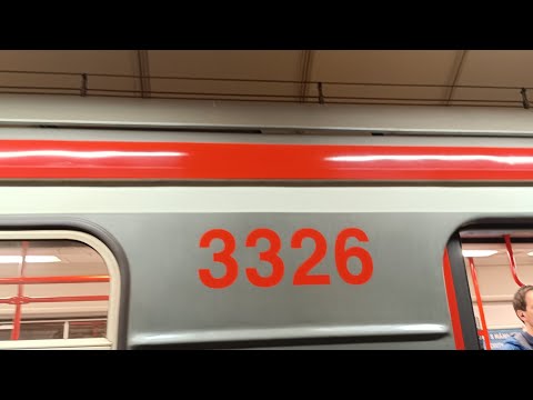 jízda metrem B v úseku můstek - národní třída nejkratší úsek na trase B délka tunelu je 500 metrů