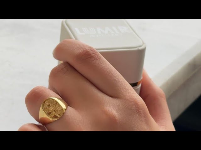 خاتم فلورين ذهب صافي عيار 18 تصميم لومير الوزن : 2...