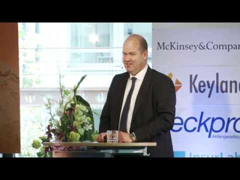 Huk-Coburg Vorstand Heitmann blickt in die Zukunft der Kfz-Versicherung