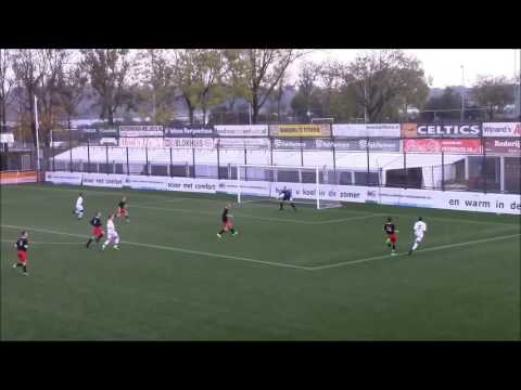 Maxwell Rodrigues speler Zeeburgia c2 vs IJsselmeervogels c1