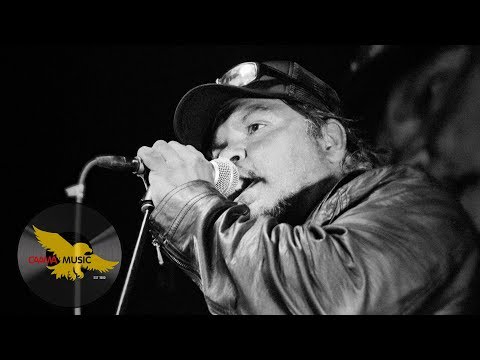 Lonely Girl - JONATHAN DOOLAN AND THE AREYONGA BAND (Live)