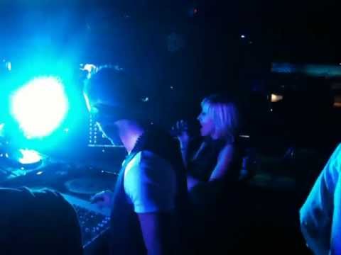 Mike Menotti & Stella Shyne live @ Imprévu (Massieux/01)