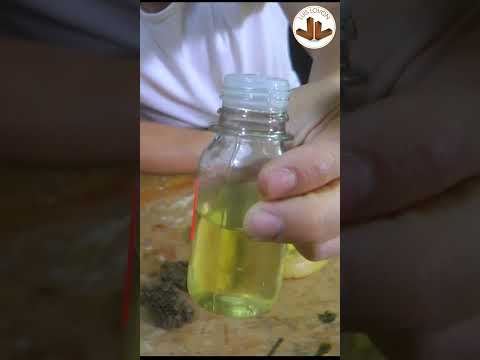 Cómo usar la cera de abejas para pintar los muebles