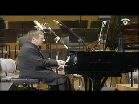 Especial Navidad  Nino Bravo 3D - Potpourri  - Libre  y Otros - Jesus Gluck al piano - HD