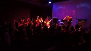 Overpowered violence The 1st world syndrome - Wormrot