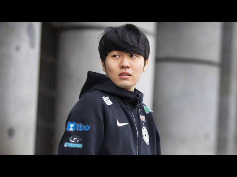 Top 20 Rookie Plays | League of Legends