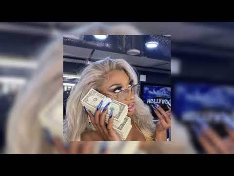 sad girlz luv money (sped up)