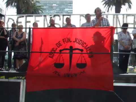 Marcha judiciales - Palabras Secretario General Carlos Fessler