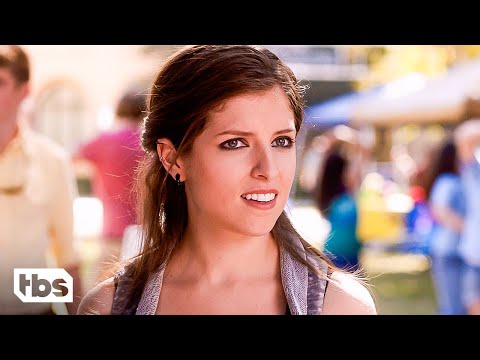 貝拉合唱團遇見貝卡(片段) | 完美音調 | TBS (The Bellas Meet Beca (Clip) | Pitch Perfect | TBS)
