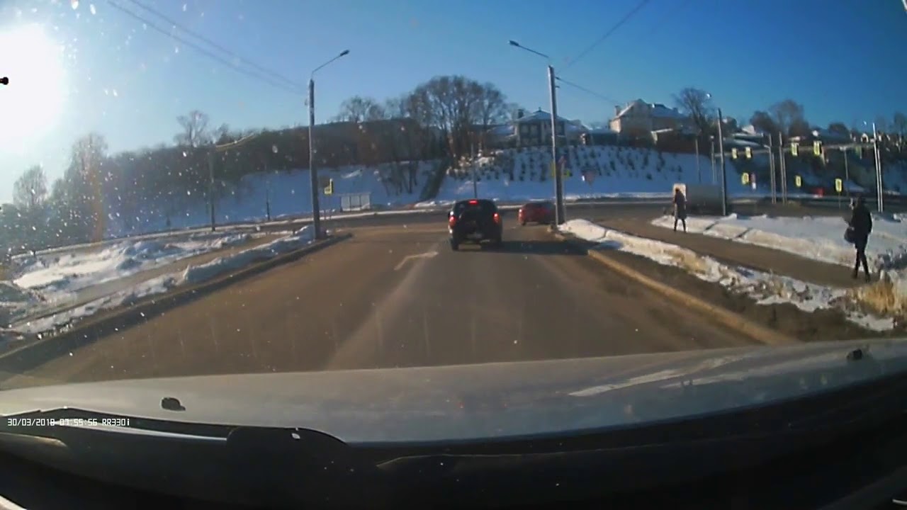 Таксист сбил женщину на пешеходном переходе во Владимире