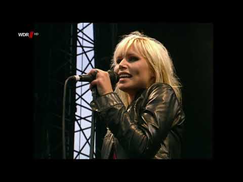 The Cardigans - My Favourite Game - Live Bizarre Festival
