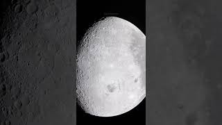 Por Que Só Vemos Um Lado da Lua?