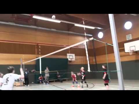 U 12 männlich - Ballwechsel
