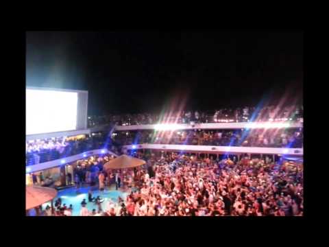 Carnival Breeze new year countdown 2013-2014