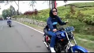 Download lagu #storywa#rxking#indonesia QUEEN NYA LAGI HOLIDAY NIH BOS mp3