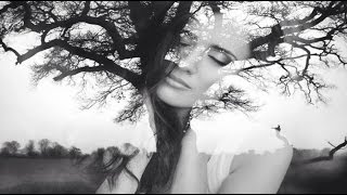 While My Guitar Gently Weeps-Santana (HD)